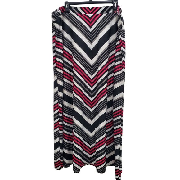 Cato Woman's Y2K Black Gray Pink Chevron Stripe Knit Maxi Skirt Plus Size 22/24W - Picture 1 of 6